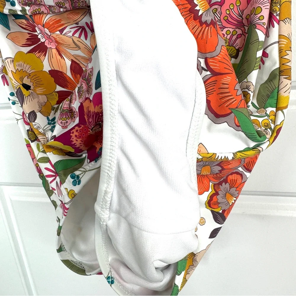 JOHNNY WAS Millo Twist Bra One Piece Swimsuit NEW Size S White Boho Floral